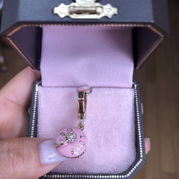 Juicy couture c-pink cupcake - Picture 4 of 6